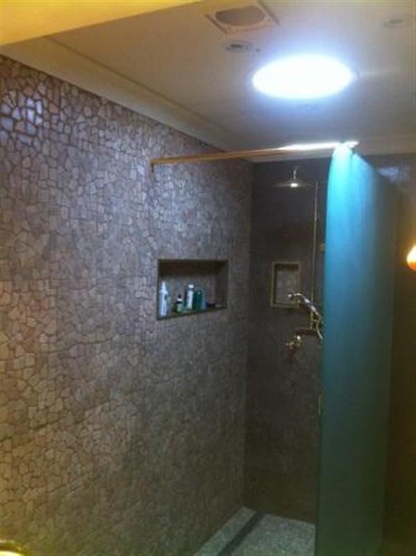 Frameless Shower Screens Installation Services in Brisbane at River City Glass