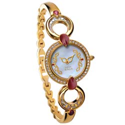 Titan tricks for your stylish wrist show