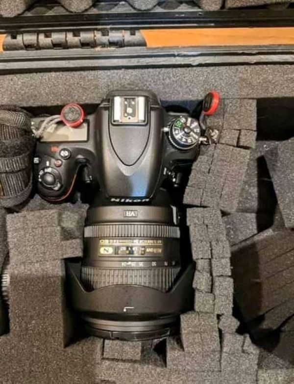 For Sell: Apple Iphone : Samsung Galaxy : Apple Ipad: Ps4,Yamaha Tyros 5 76-Key  Arranger Workstatio