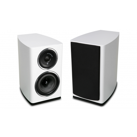 Rich Cinematic Experience at the Comfort of your Home