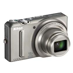 Life is displayed at its glittery showcasing manner