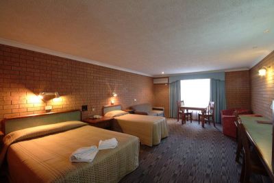 Hotels Toowoomba – James Street Motor Inn