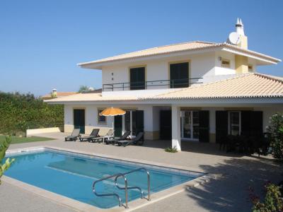Portugal: Holiday VILLA MARGARIDA for 12 people