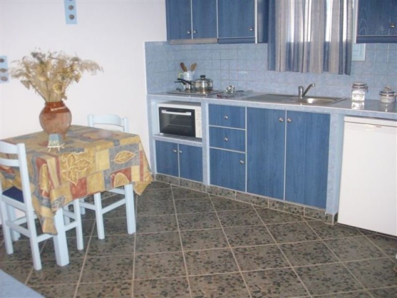 Greece Cyclades island of Milos rent studio apartment 
