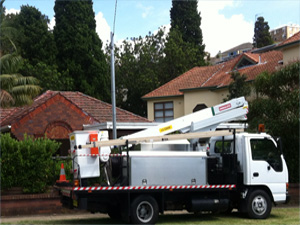 Emergency Electrician Services at Your Blink