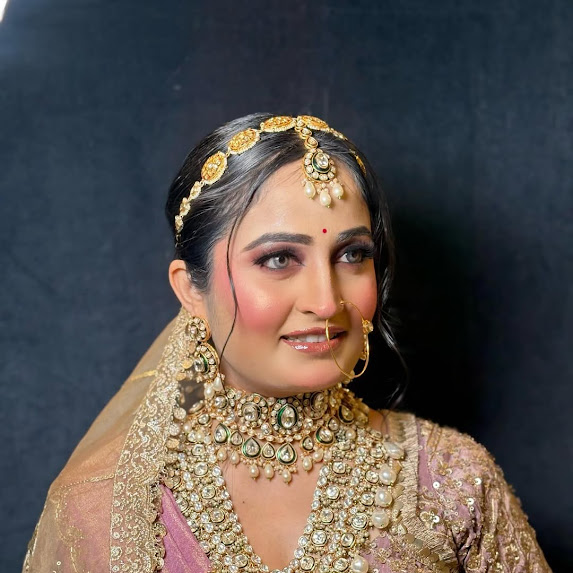 Lakmé Academy South Campus–Bridal Makeup Course in South Campus Delhi