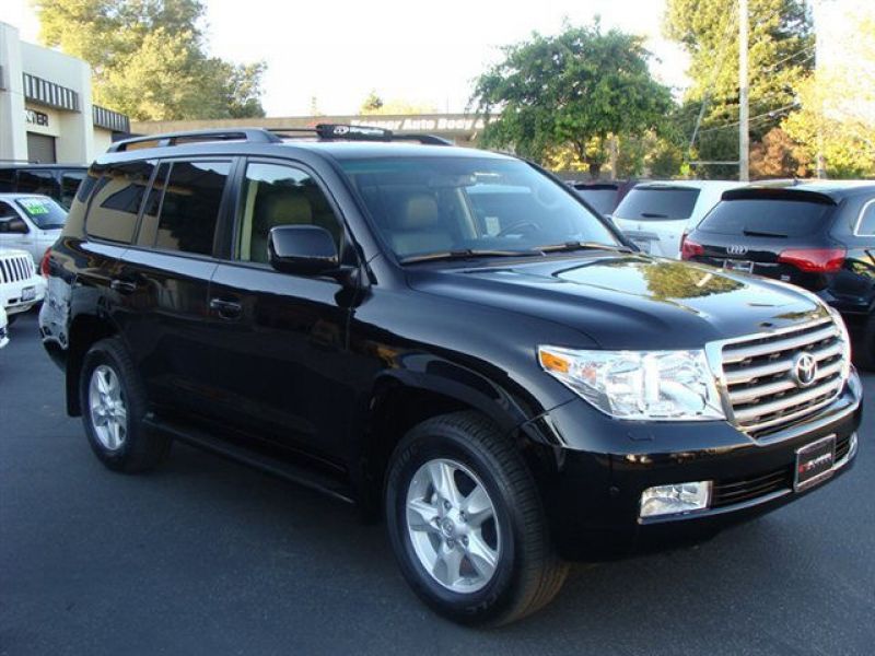 Selling my Toyota land cruiser 2011