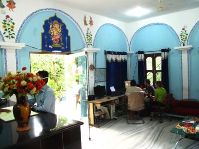 Best Hotel In Pushkar, Heritage Hotel In Pushkar Hotel Is In a Quiet Palace.