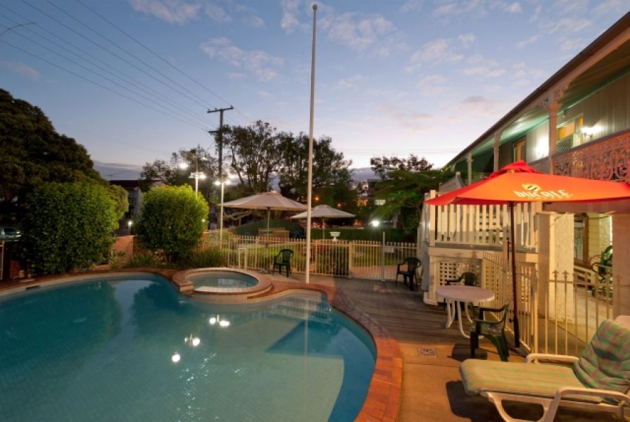 Get High Quality Accommodation Facility & Services at Airport Wooloowin Motel