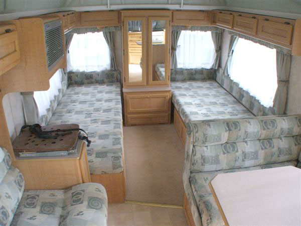 SN1679,  2003Heron A/C, R/out awning & Walls Annexe, 12 Rego 