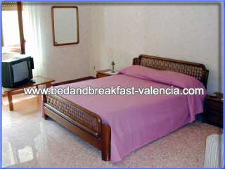 bedandbreakfast-valencia.com - only from 13 euro