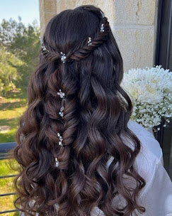 Hair artist in South Campus Delhi