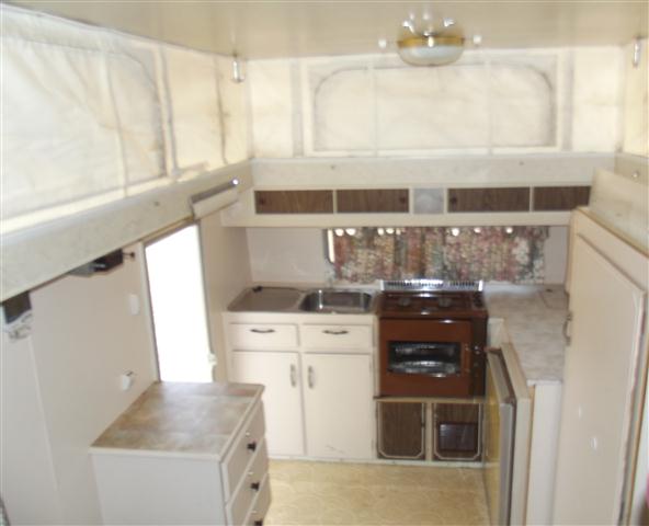 SN 1633  Travel Home Deluxe 12' Pop Top 