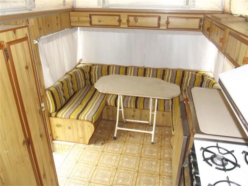 SN1698 ,  Viscount 13' Pop Top, Tare 650, Elevated M/wave, 