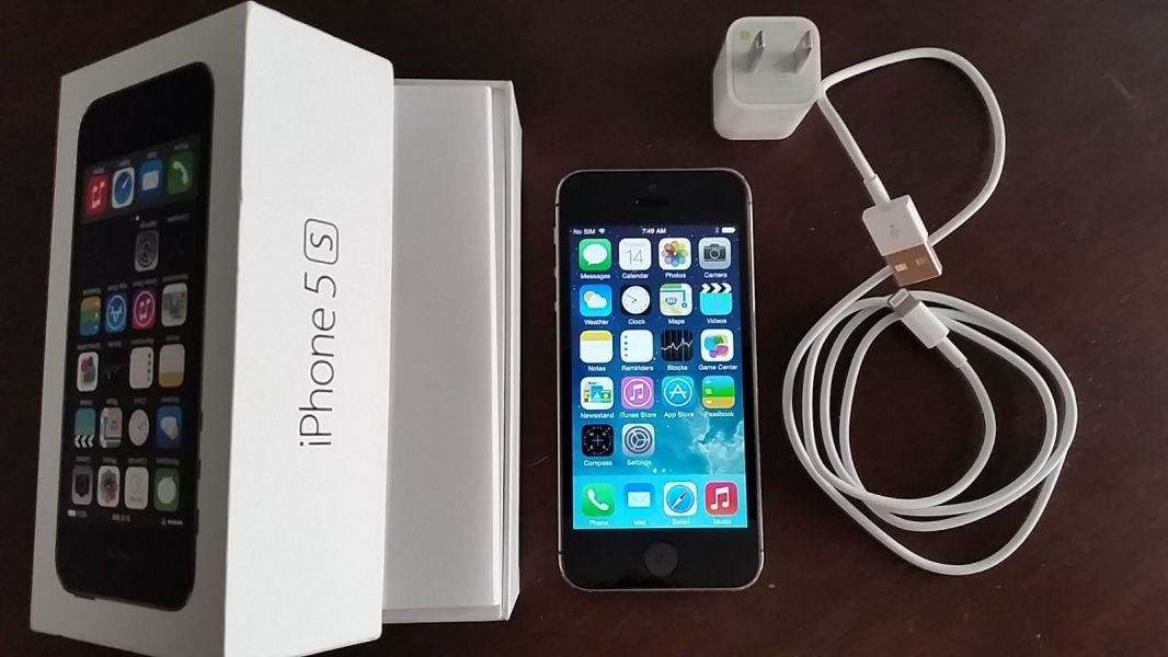 Wholesale: Apple iPhone 5s 64GB  Gold 
