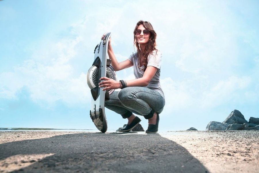 Koowheel Hot ‪Hoverboard‬ ‪skateboard led light with blue music