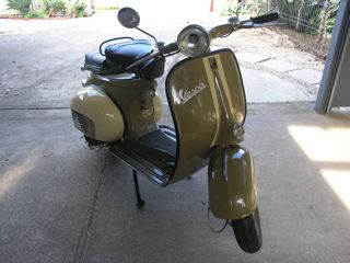 Vespa Piaggo 1965 VBB 150ccm engine (collectors item)