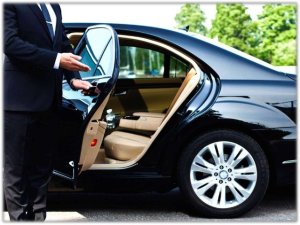 Silver Limo Chauffeurs