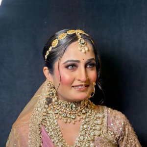 Lakmé Academy South Campus–Bridal Makeup Course in South Campus Delhi